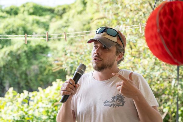 Tom & Nicolas Valckenaere présentent leur travail (image: Bea Borgers) Tom & Nicolas Valckenaere présentent leur travail (image: Bea Borgers)